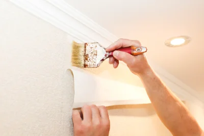 Pose de papier peint à Surtauville — revêtements muraux et toiles de verre
